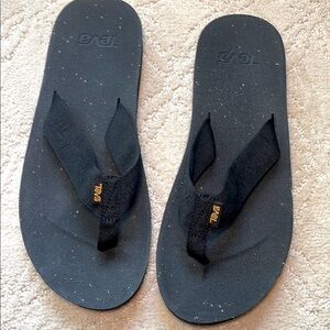 Brand New Teva Black Flip Flops Men’s Size 11